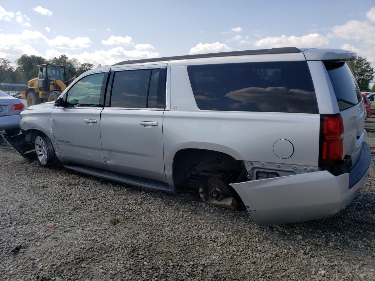 1GNSCHKC8HR153682 2017 Chevrolet Suburban C1500 Lt