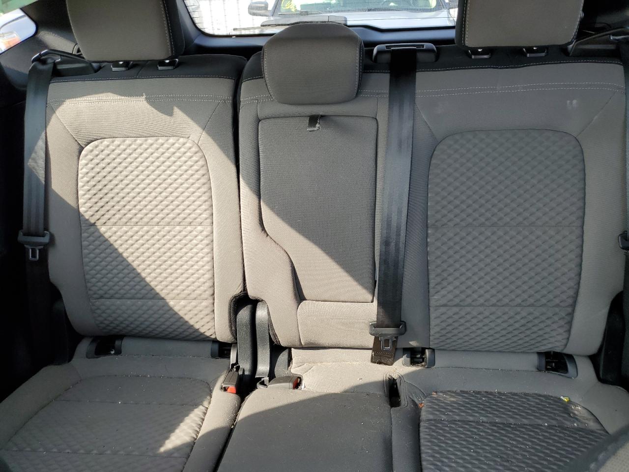 1FMCU9G66LUC28870 FORD ESCAPE 2020