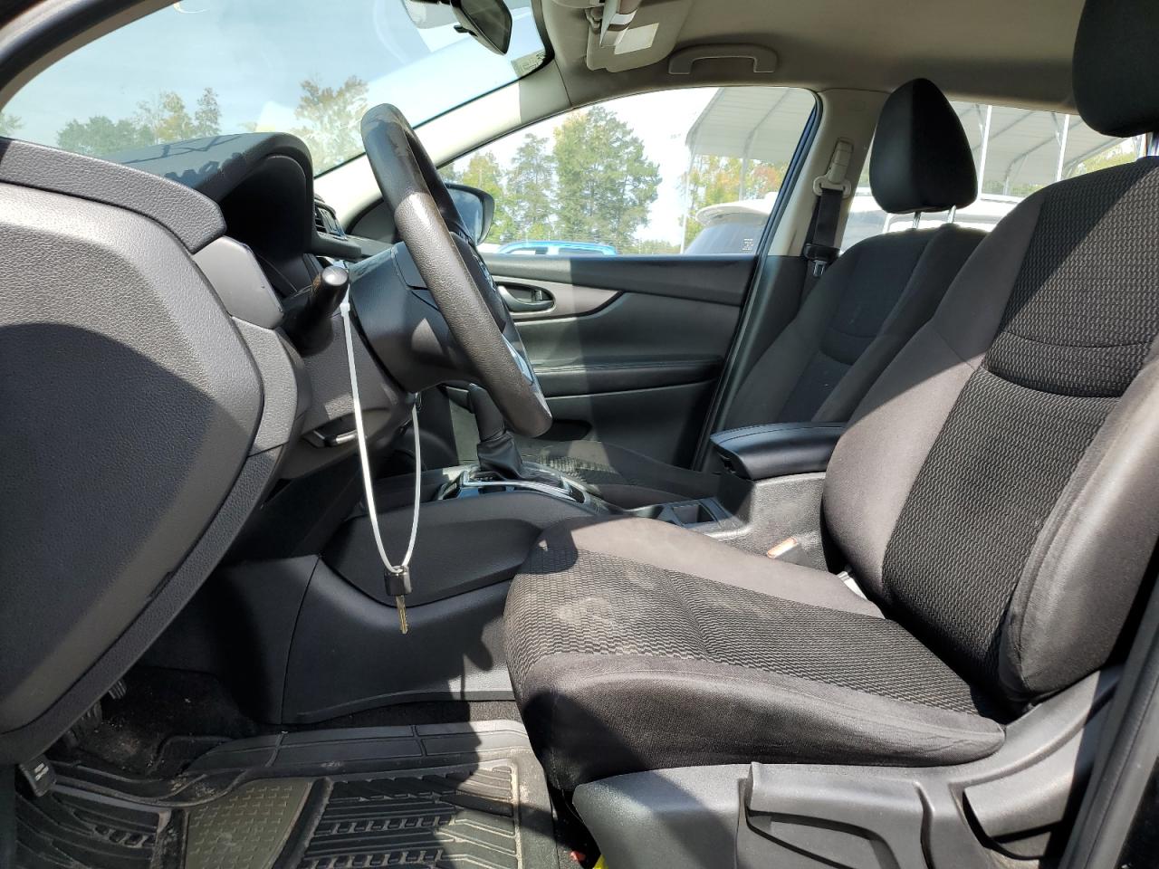 JN1BJ1CPXJW161543 NISSAN ROGUE 2018