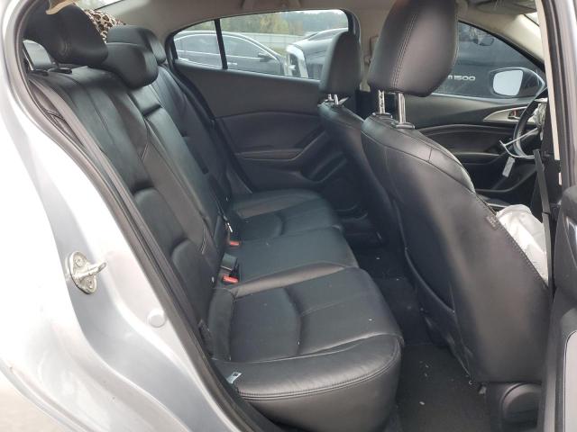  MAZDA 3 2017 Сріблястий