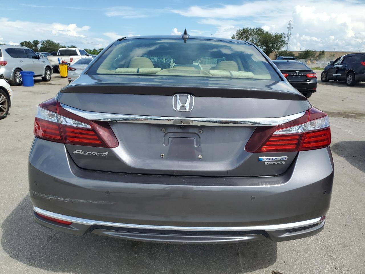 JHMCR6F78HC027725 HONDA ACCORD 2017