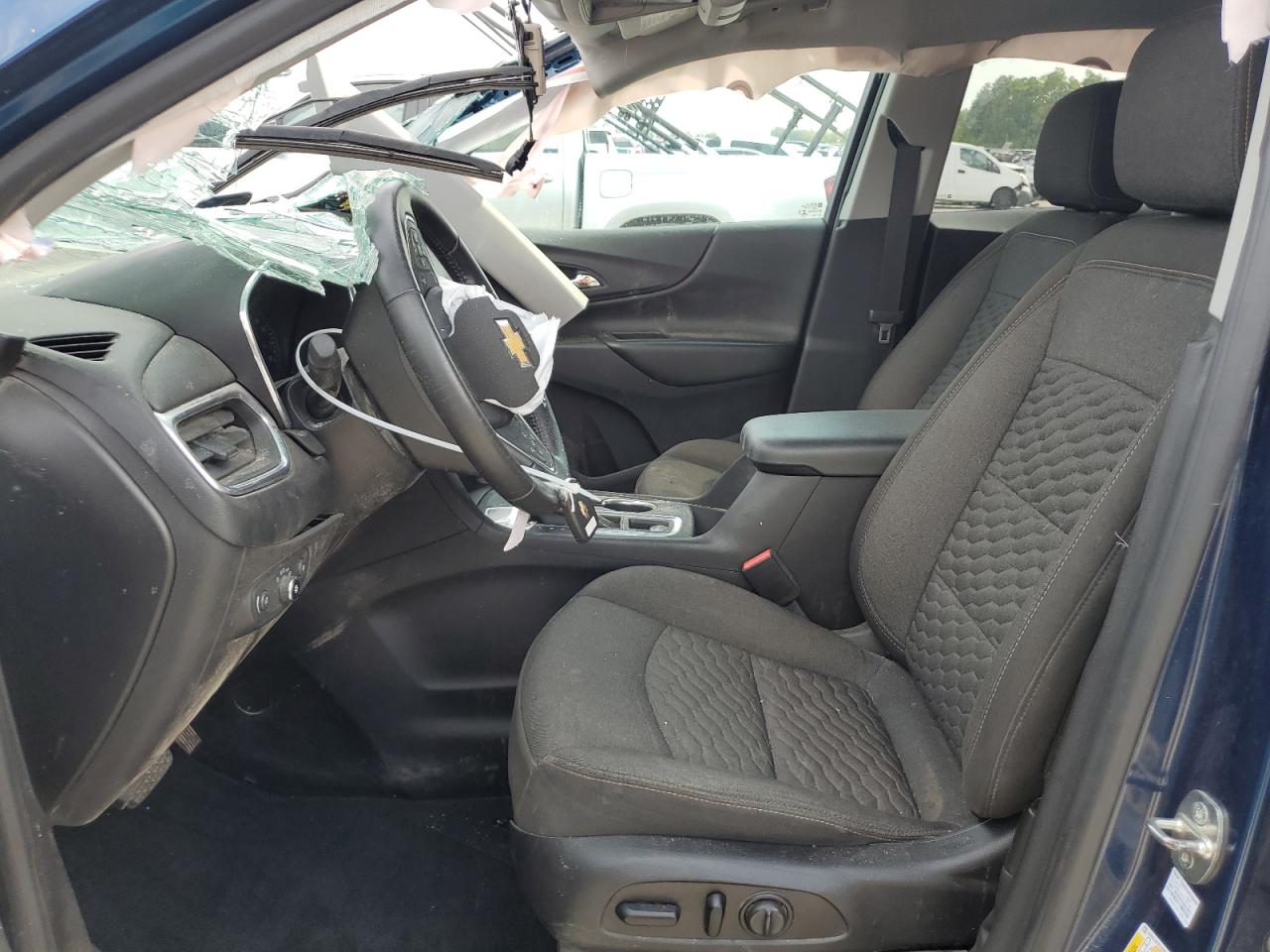 2GNAXKEV8M6122156 CHEVROLET EQUINOX 2021