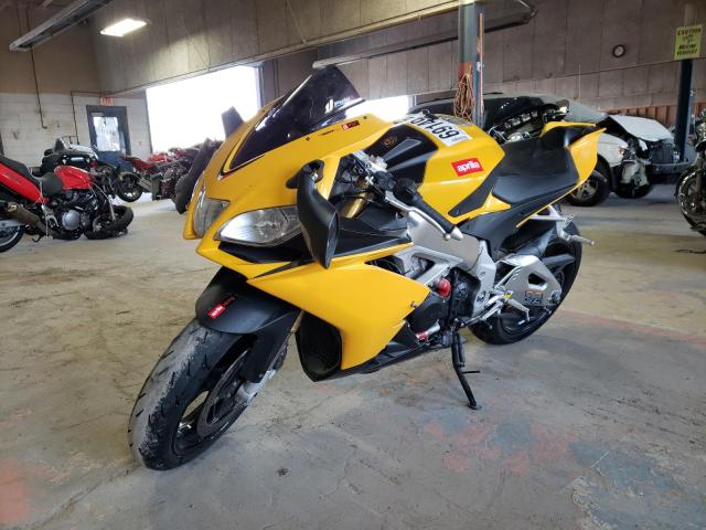 2013 APRILIA RSV4 R ZD4RKU047DS000037