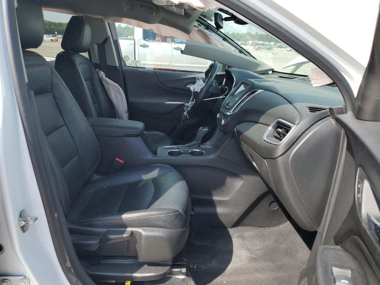 3GNAXJEV3LS523611 CHEVROLET EQUINOX 2020