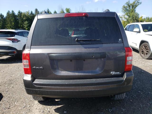 1C4NJRBBXFD425278 Jeep Patriot Sport
