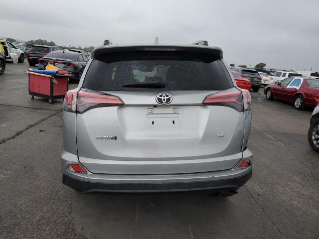 2T3ZFREV4JW522108 | 2018 TOYOTA RAV4 LE