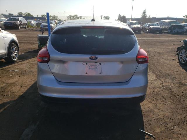 1FADP3K21FL320552 Ford FOCUS SE