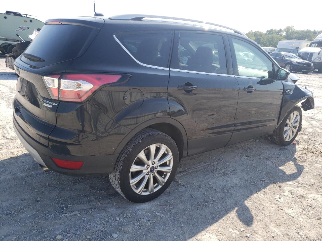 1FMCU0JD2HUE68377 FORD ESCAPE 2017
