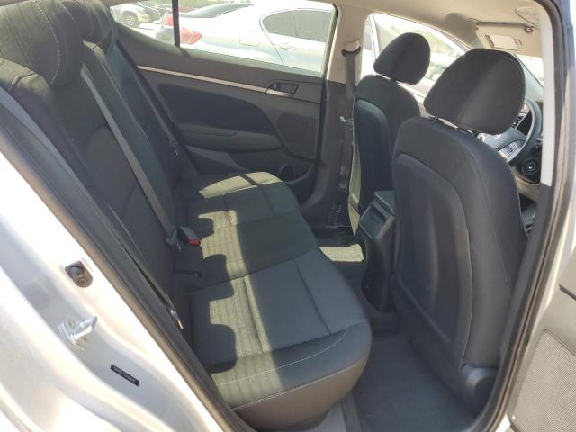 2018 Hyundai Elantra - Image 10