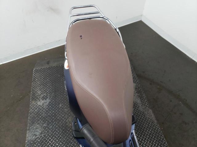 2020 VESPA PIAGGI ZAPM818G9L5901911