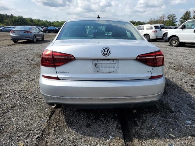 1VWLA7A3XKC011226 Volkswagen Passat WOL 6