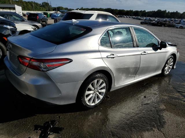  TOYOTA CAMRY 2020 Сріблястий