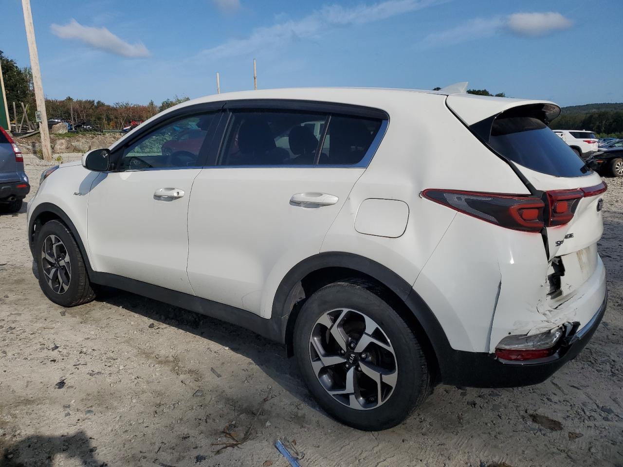 KNDPMCAC0L7756775 Kia Sportage L 2