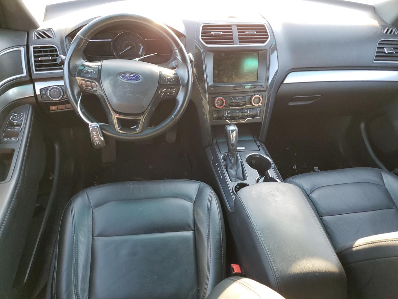 1FM5K7D84HGB32072 FORD EXPLORER 2017