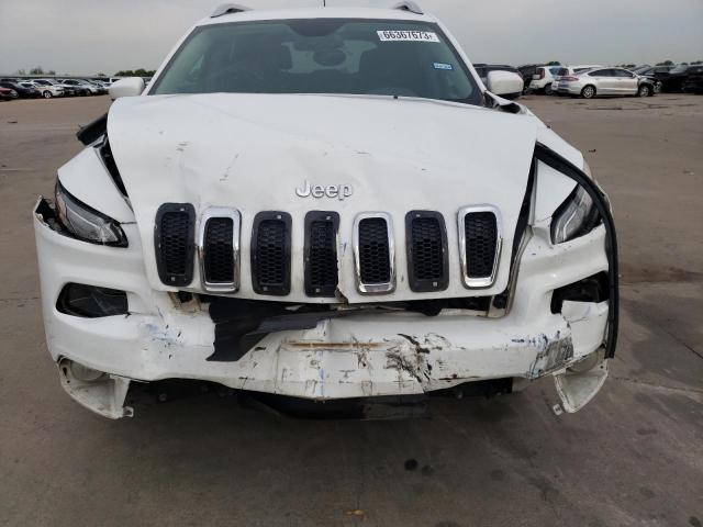 1C4PJLCSXHW586502 Jeep Cherokee Latitude