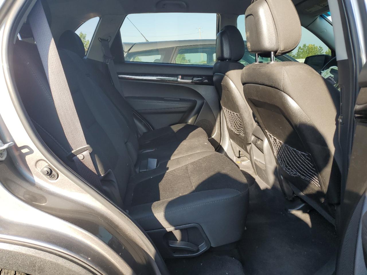 5XYKT3A62FG621568 2015 Kia Sorento Lx