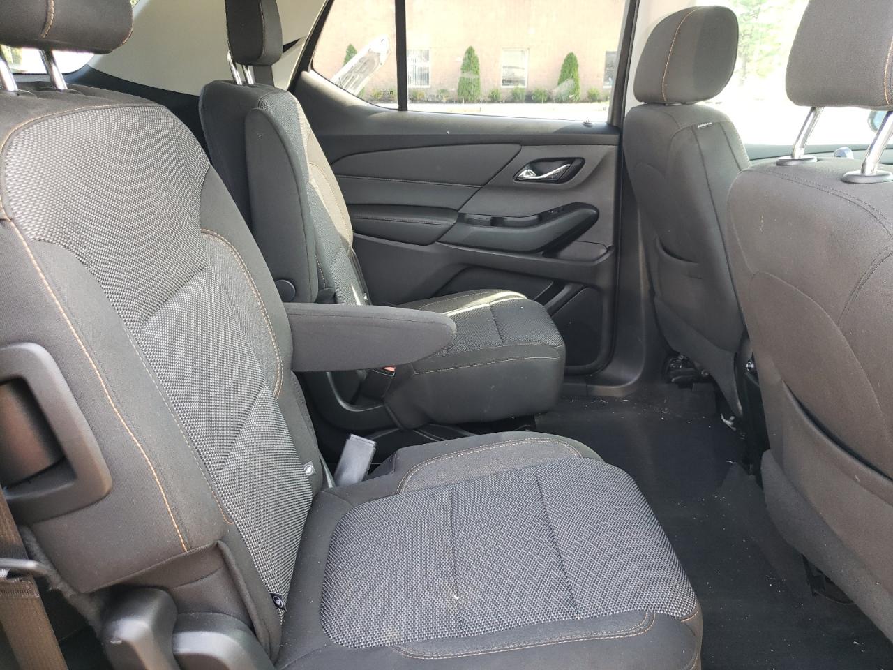 1GNEVGKW1JJ257611 CHEVROLET TRAVERSE 2018