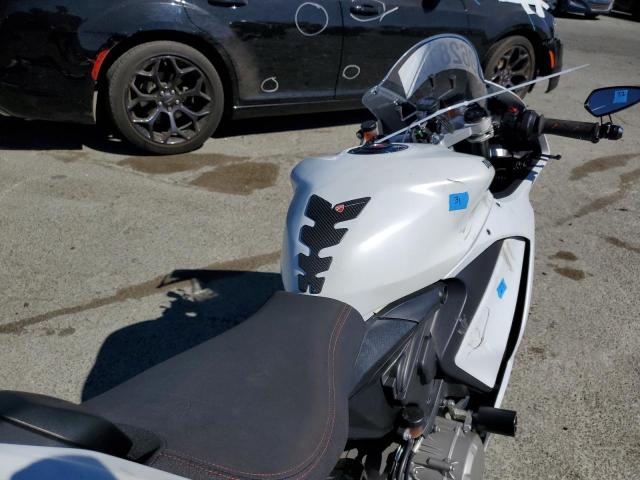 2021 DUCATI PANIGALE V ZDMHAATW1MB003915