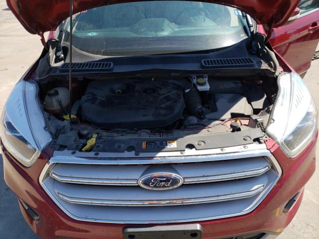1FMCU0J96HUE93892 Ford Escape Titanium