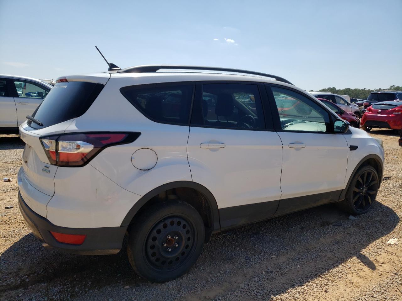 1FMCU0GDXJUA75949 FORD ESCAPE 2018