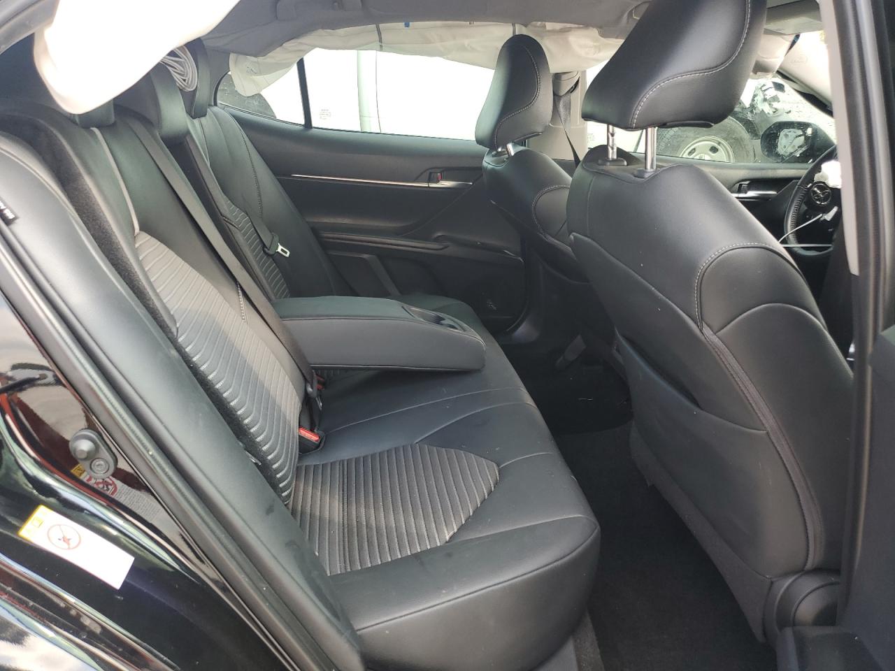 4T1B11HK4KU245635 TOYOTA CAMRY 2019