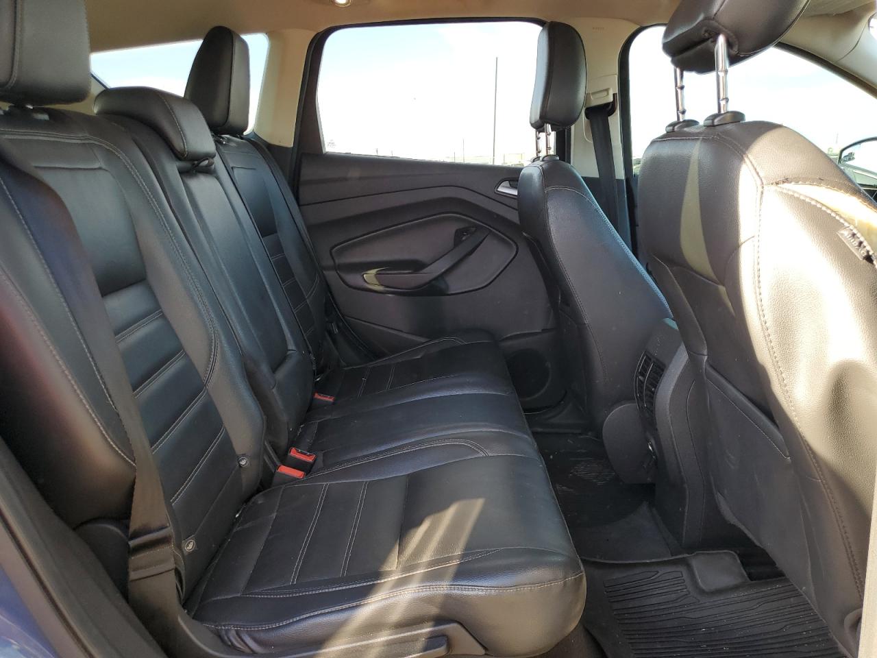 1FMCU9HD4JUB72244 FORD ESCAPE 2018