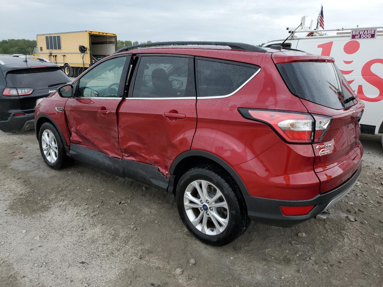 1FMCU0GDXJUD20751 FORD ESCAPE 2018
