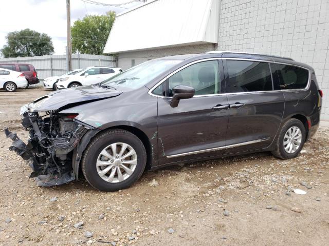 2C4RC1EG8JR261040 2018 CHRYSLER PACIFICA - Image 1