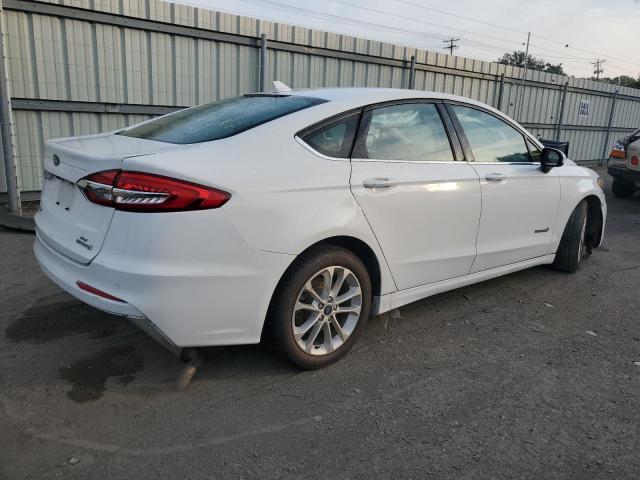 3FA6P0LU1KR182000 2019 FORD FUSION, photo no. 3