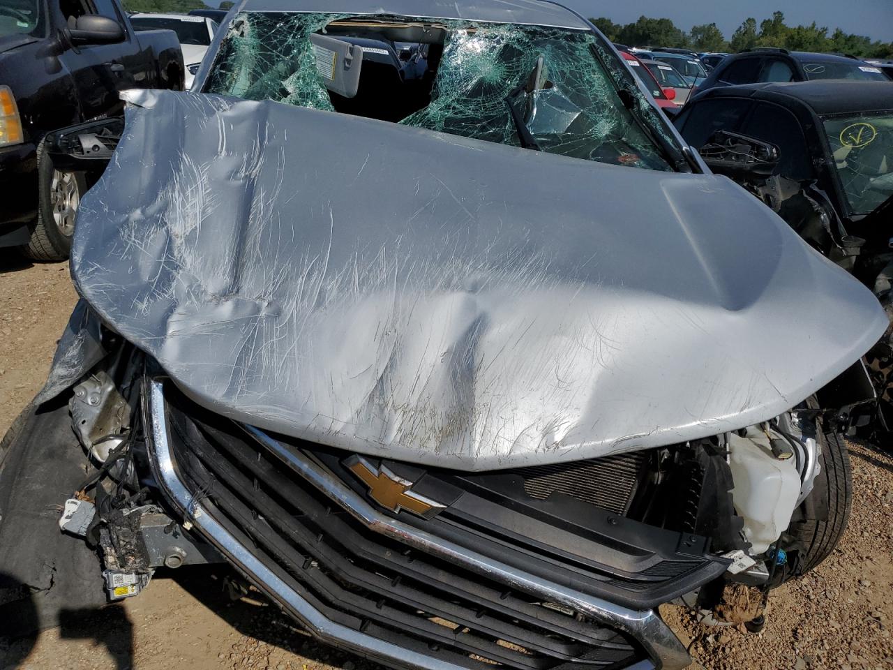 2GNAXJEV0J6247206 CHEVROLET EQUINOX 2018