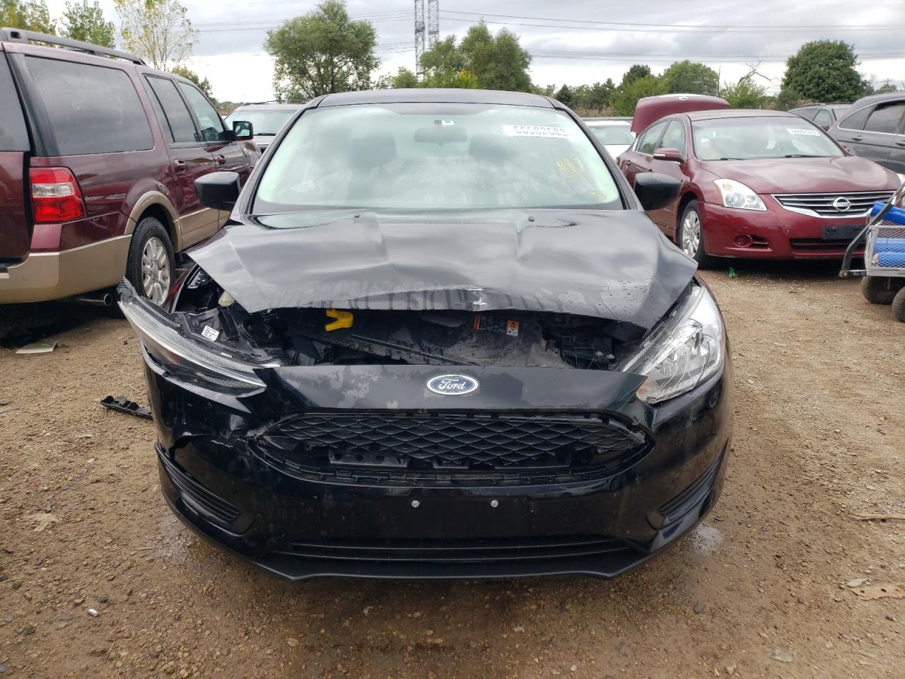1FADP3E22JL300718 FORD FOCUS 2018