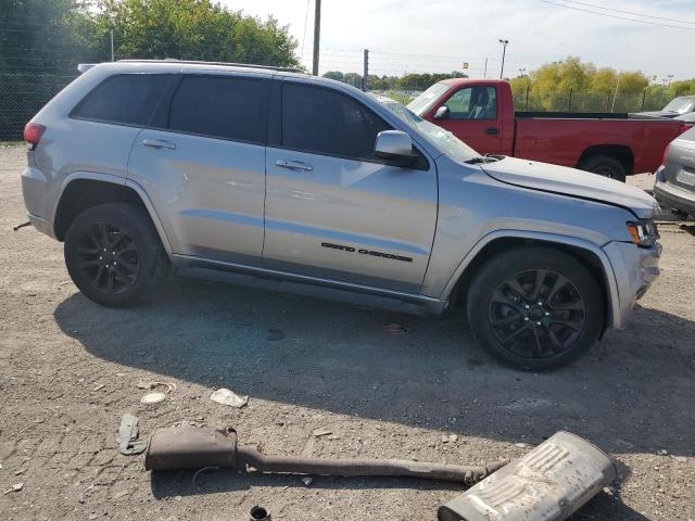 1C4RJFAG0JC195696 Jeep Grand Cherokee Laredo