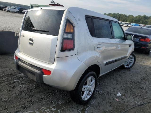 2010 Kia Soul + VIN: KNDJT2A23A7102313 Lot: 67505123