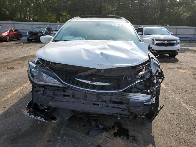 2C4RC1EG5JR132804 2018 CHRYSLER PACIFICA, photo no. 5