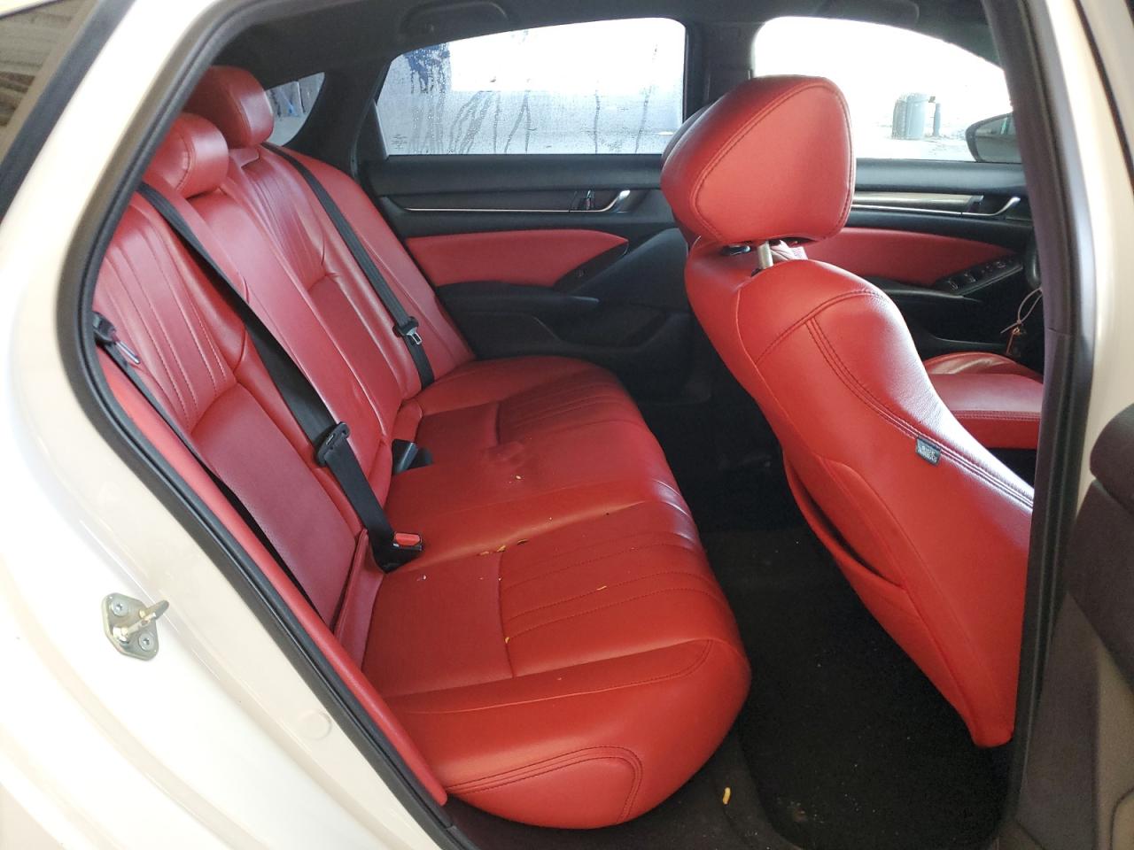 1HGCV1F32JA170573 HONDA ACCORD 2018