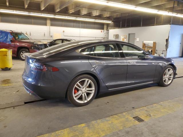 2015 TESLA MODEL S P8 5YJSA1H47FF081155