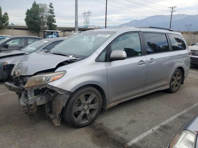 5TDXZ3DC0HS782934 2017 TOYOTA SIENNA, photo no. 1