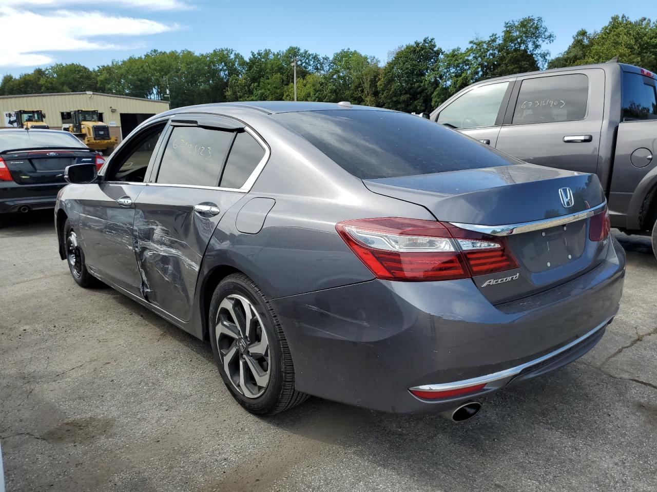 1HGCR3F81HA041228 HONDA ACCORD 2017