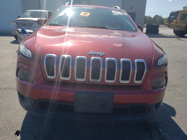 1C4PJMCB2FW765197 Jeep Cherokee Latitude
