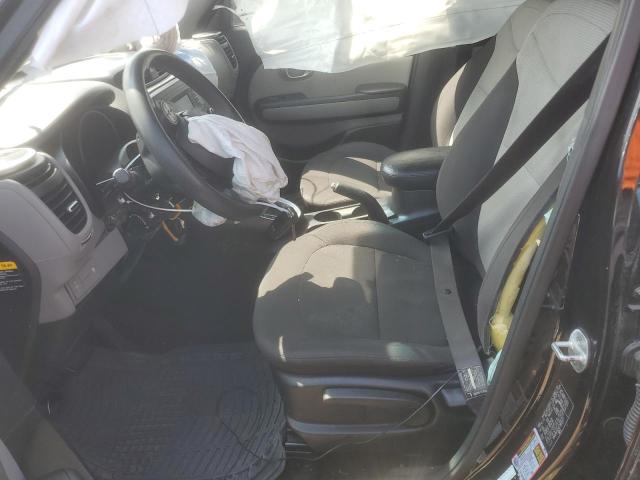 KNDJN2A24F7812127 KIA Soul
