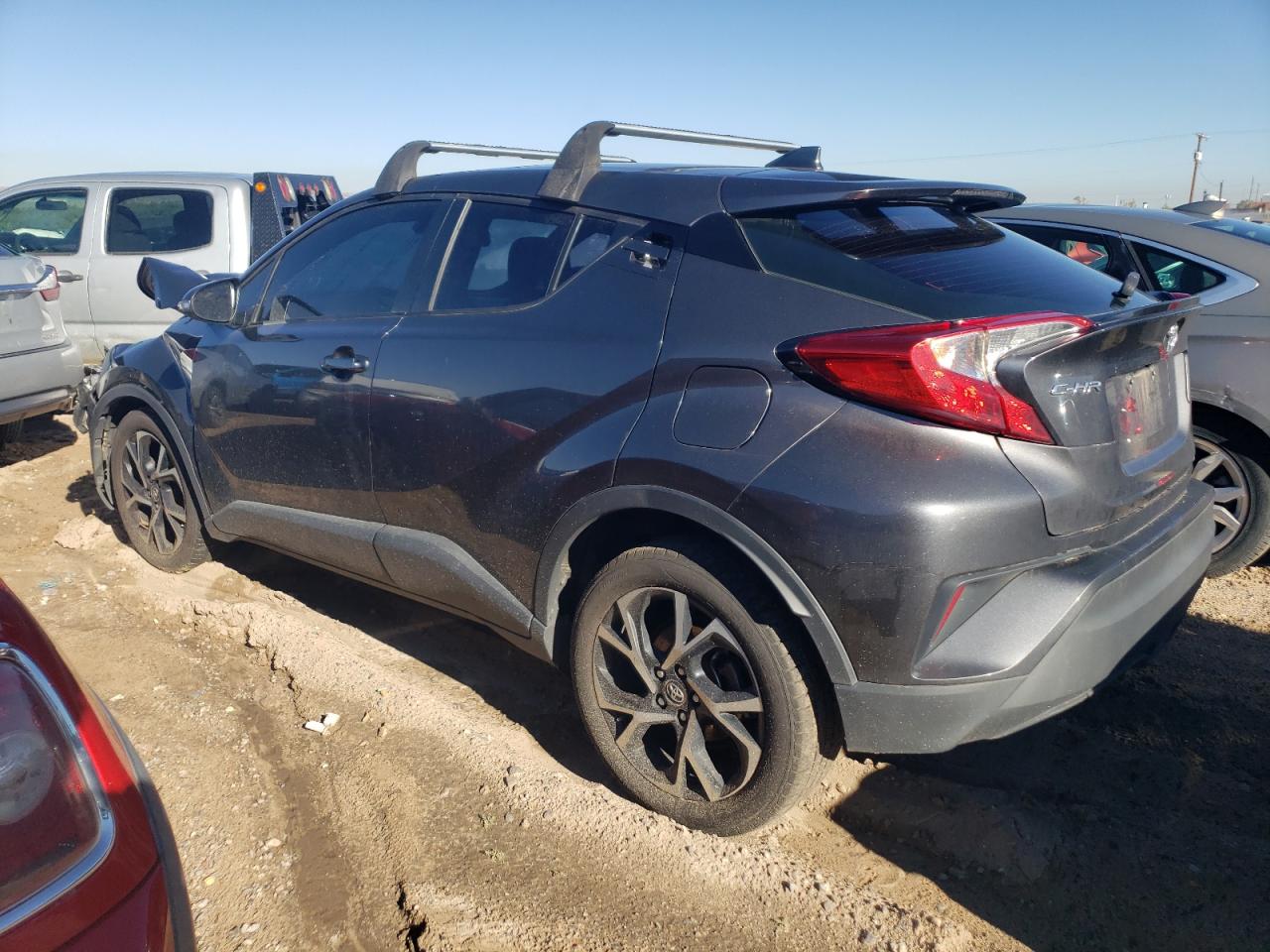 NMTKHMBX0JR042653 TOYOTA C-HR 2018