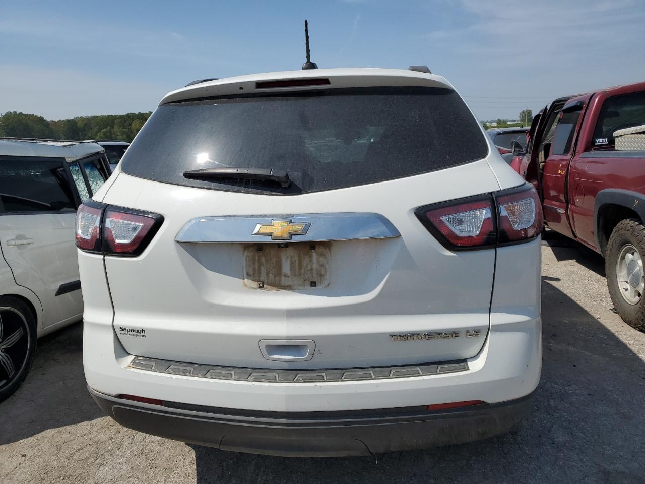 1GNKRFKD8GJ133604 2016 Chevrolet Traverse Ls