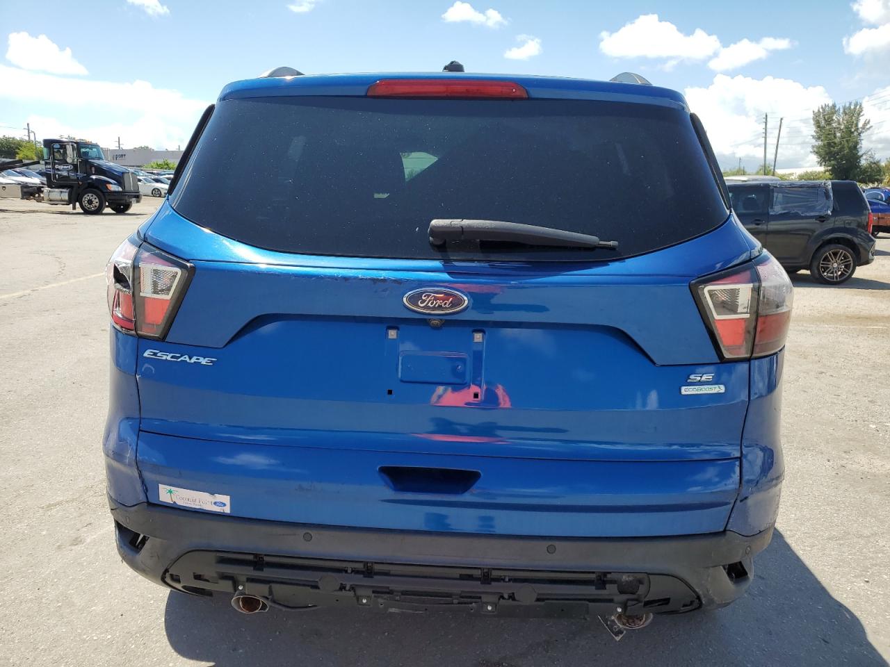 1FMCU0GD7HUC60163 FORD ESCAPE 2017