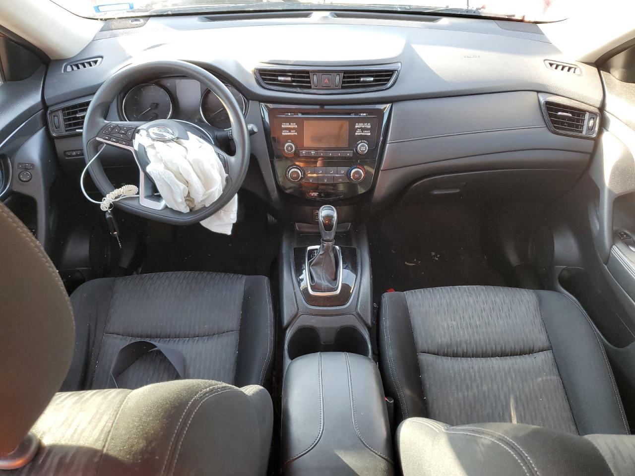 JN8AT2MT9HW395174 NISSAN ROGUE 2017