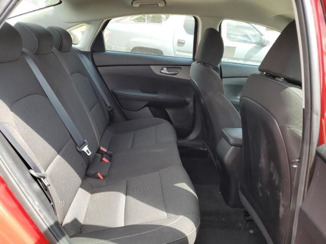 3KPF24AD1KE071554 KIA FORTE FE