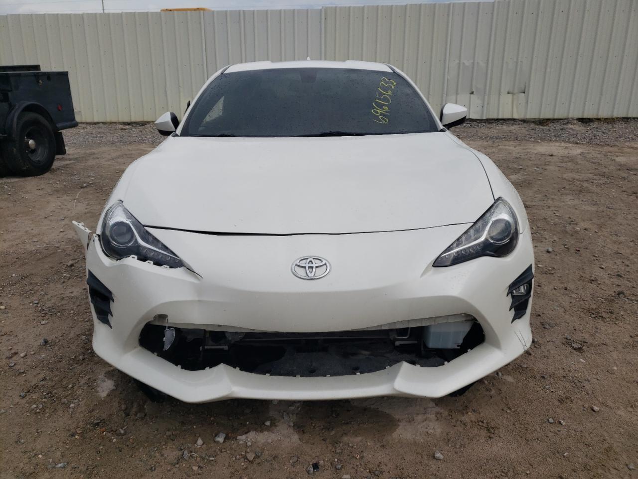 JF1ZNAE11K8700586 TOYOTA 86 2019