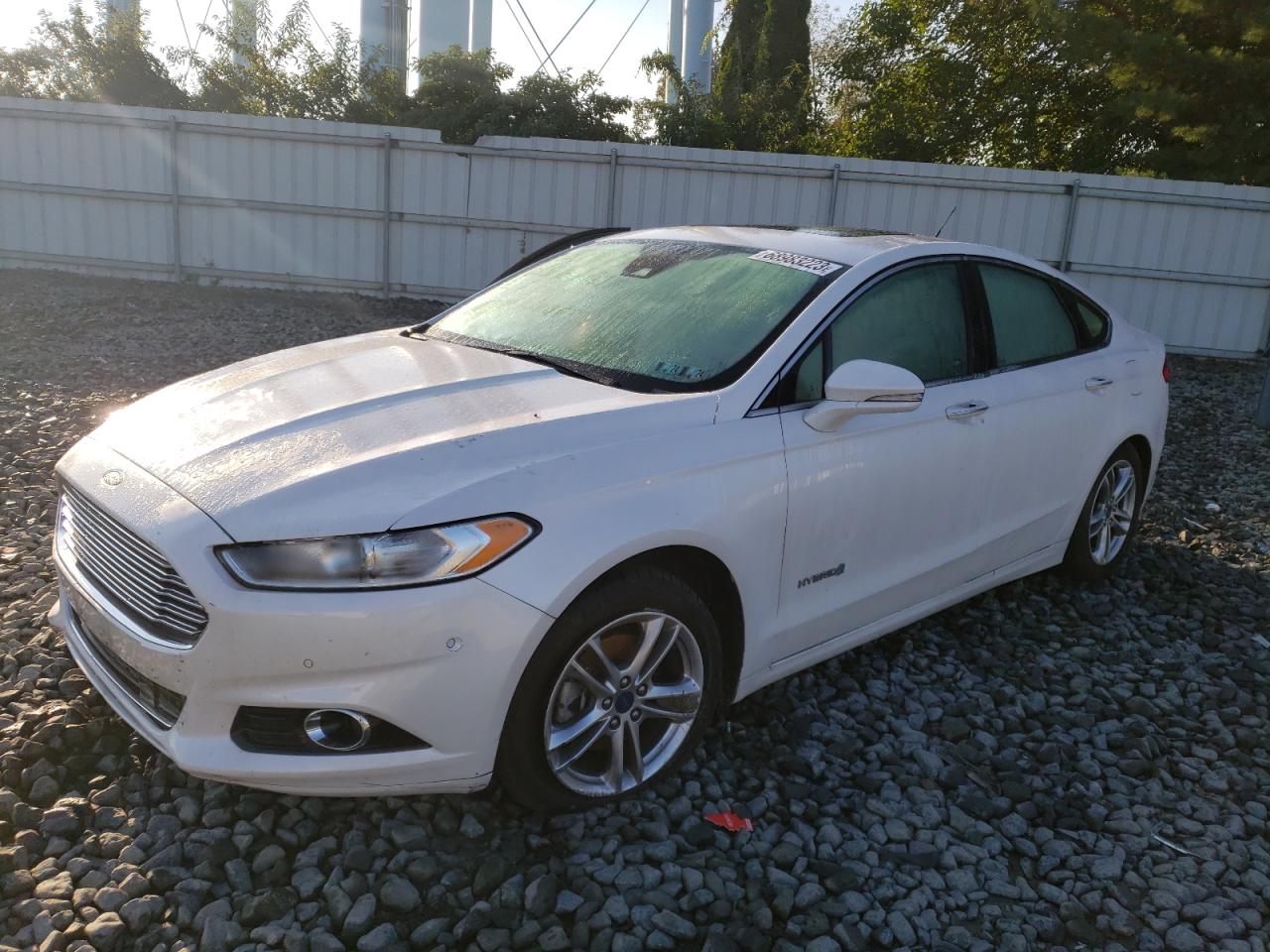 3FA6P0RU1GR244137 FORD FUSION 2016