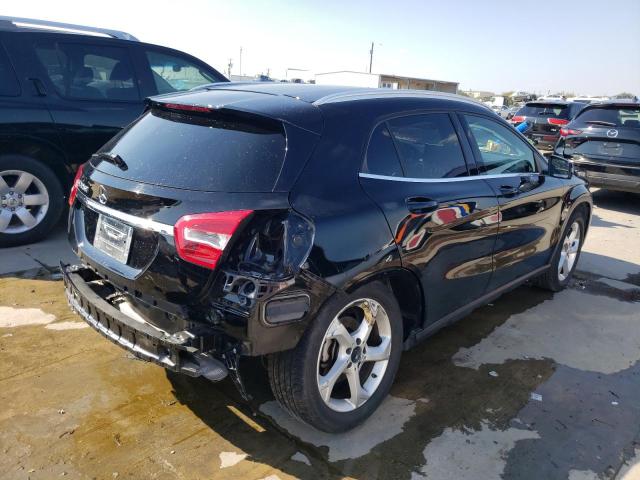 WDCTG4EB1KJ574849 Mercedes-Benz GLA 250