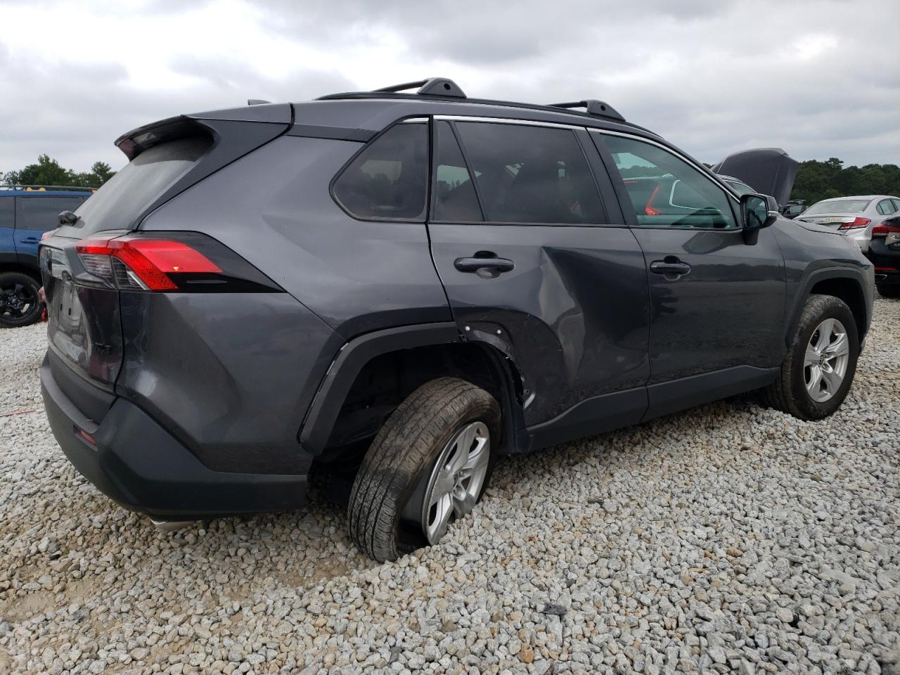 2T3W1RFV3MC144868 TOYOTA RAV4 2021