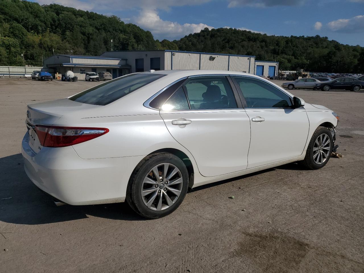 4T1BF1FK1HU351988 TOYOTA CAMRY 2017